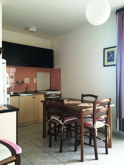 Apartman Supetarska Draga Apartment Exterior photo